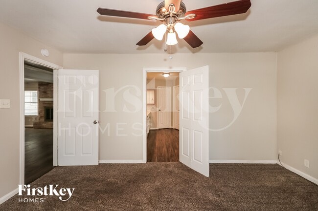 Building Photo - 10530 Jaycreek Dr