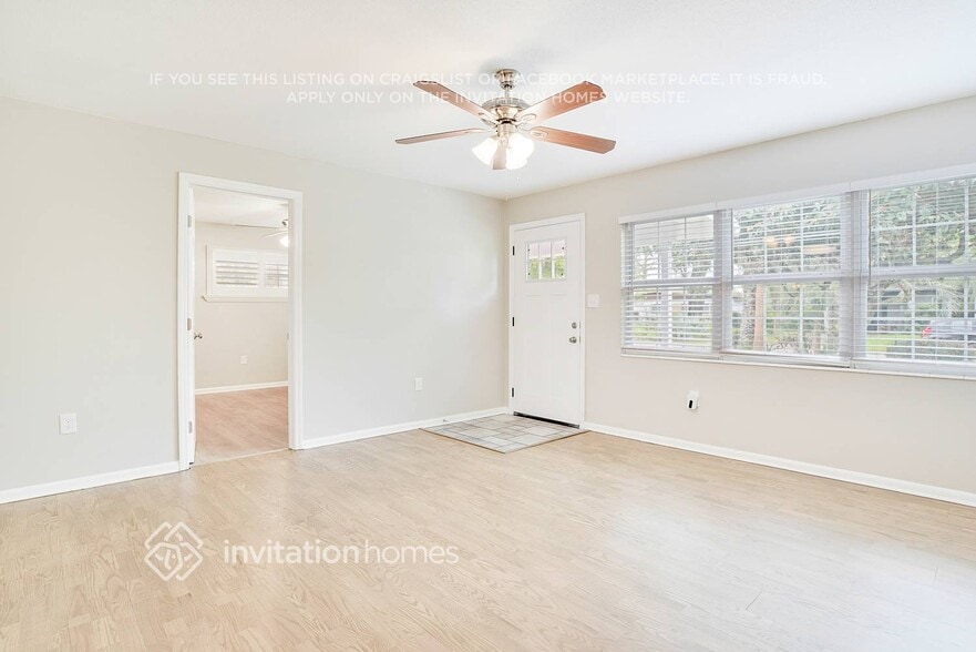 Building Photo - 6461 Yellowstone St
