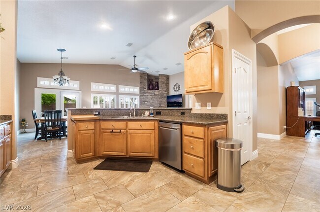 Building Photo - 5581 Exotic Rosette Ave