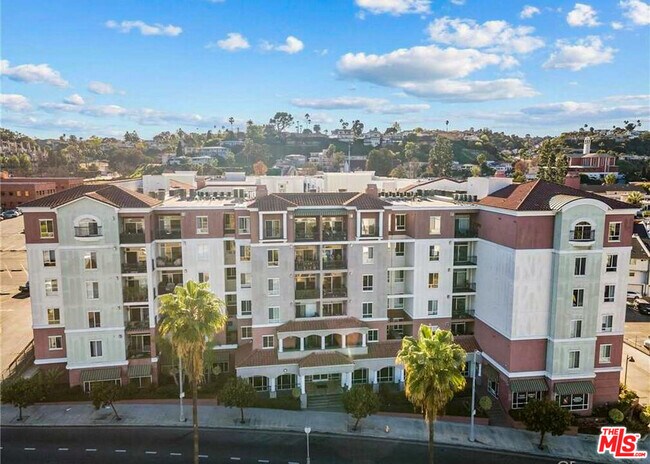 Building Photo - 3750 Santa Rosalia Dr