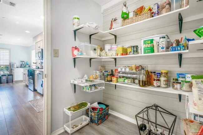 Building Photo - 3019 Keats Dr