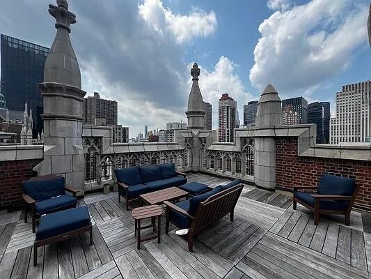 Building Photo - 25 Tudor City Pl