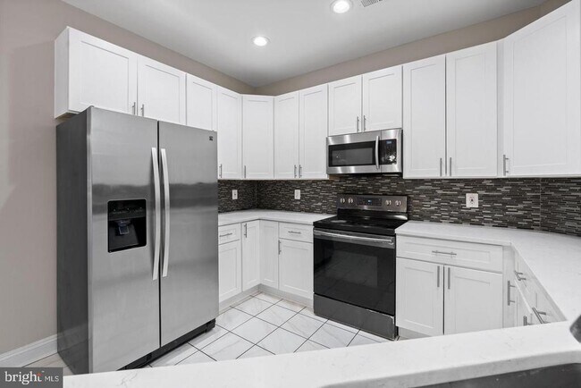 Building Photo - 2634 Antler Ct