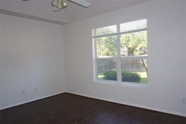 Building Photo - 17238 Laguna Trail Dr