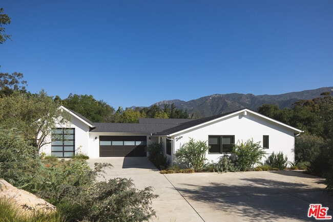 Building Photo - 3155 Eucalyptus Hill Rd