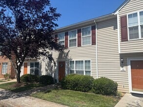 Building Photo - Village at Greenview townhouse in Campbell...