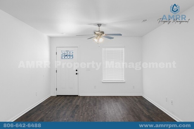 Building Photo - New Beginnings Start With AMRR: Cozy 3 Bedroom Available in May!