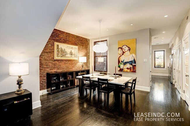 Building Photo - 1964 2nd St NW