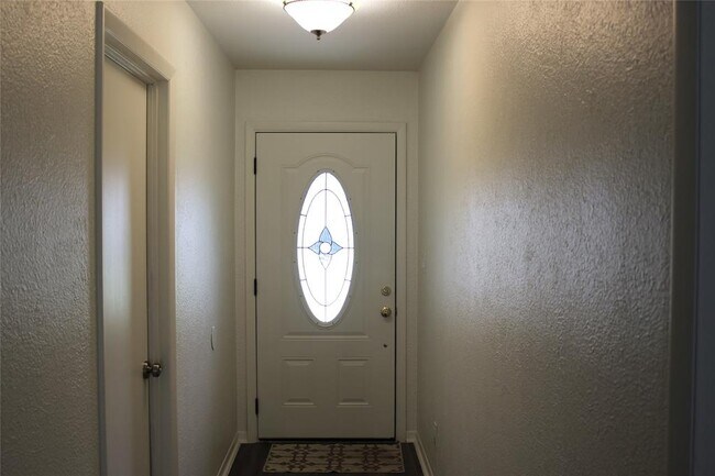 Building Photo - 215 Stowaway Cove