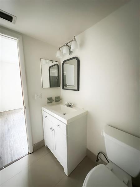 Building Photo - 7500 NW 5th Ct