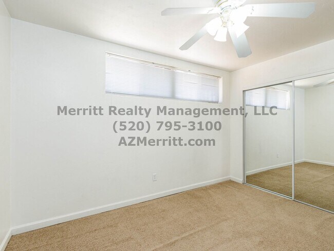 Building Photo - Sam Hughes 4 bedroom, 3 bath home with was...