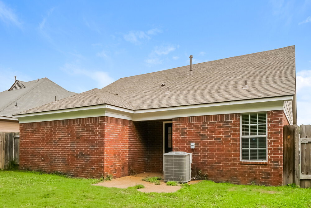 Building Photo - 5981 Wagon Hill Rd W