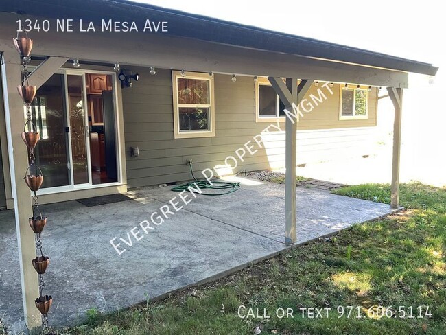 Building Photo - Freshly Remodeled 3BD Gresham Ranch | $239...