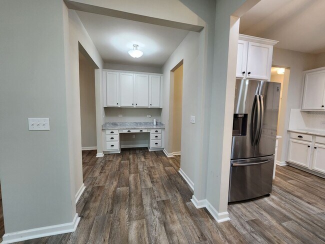 Building Photo - 3 Bedroom Townhome Community on Lake Wylie