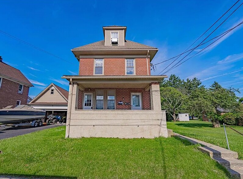 Primary Photo - 725 Northampton St