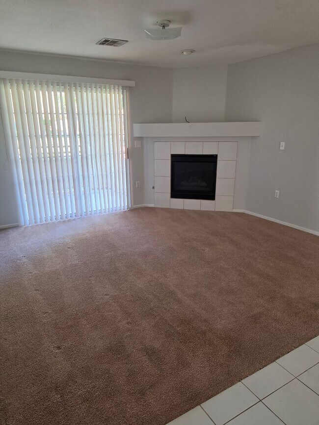 Building Photo - 8452 Boseck Dr