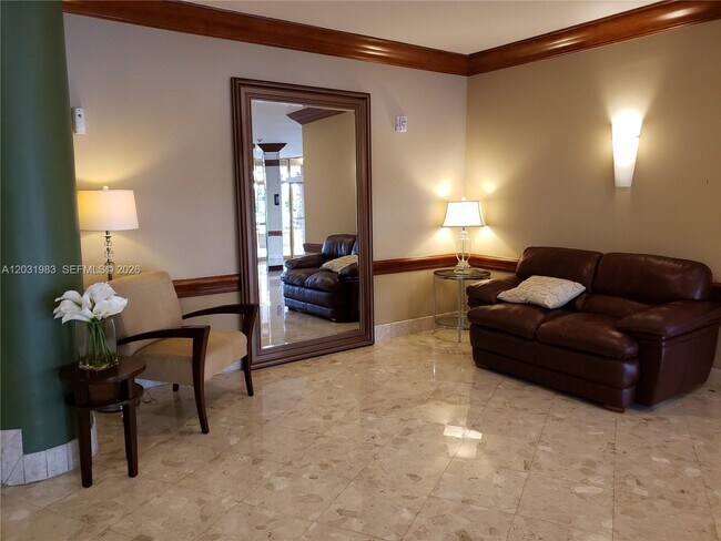 Building Photo - 100 Golden Isles Dr