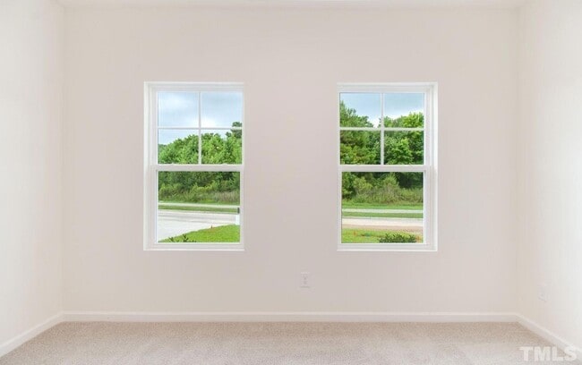 Building Photo - 95 Suhani Ln