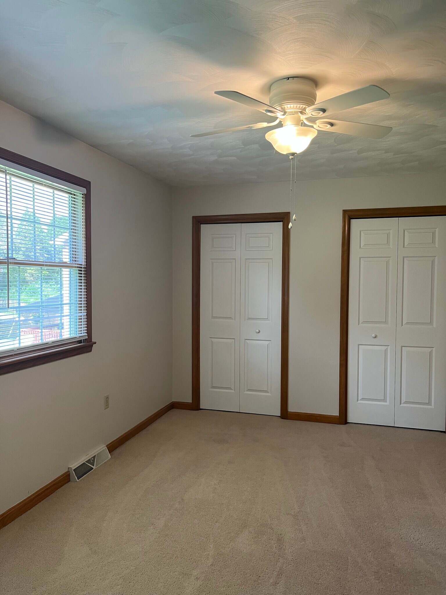 Building Photo - 1112 Cranston Dr