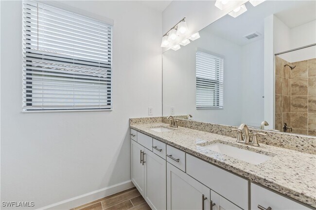Building Photo - 1817 Lema Ct