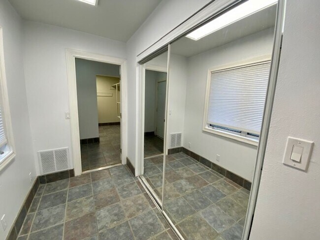 Building Photo - SPACIOUS HOME IN SANTA CLARA COMING SOON!