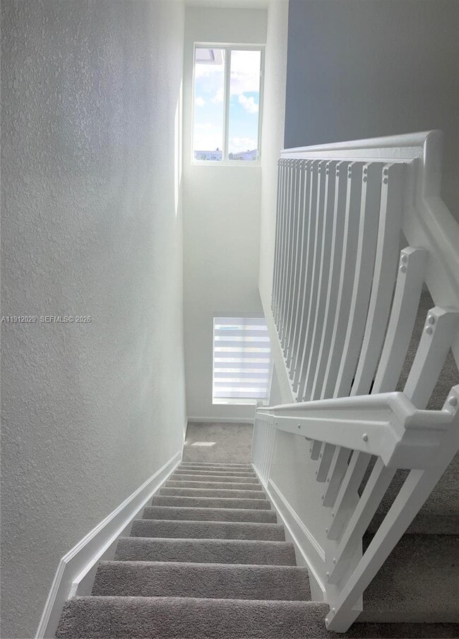 Building Photo - 1406 SE 6th Rd