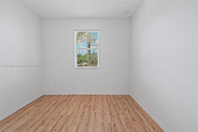 Building Photo - 2258 NE 42nd Ave