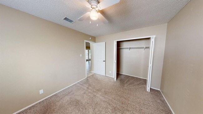 Building Photo - 10504 Wendts Way