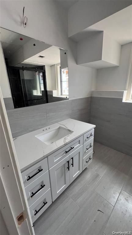 Building Photo - 38 Elmwood Ave