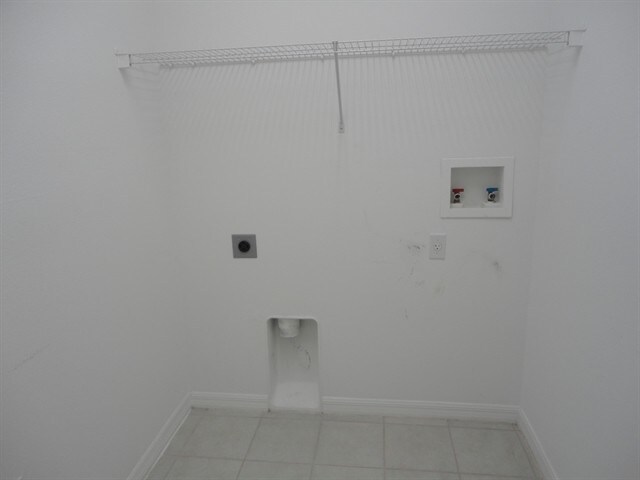 Building Photo - 8806 Grand Bayou Court