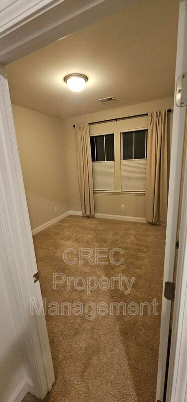 Building Photo - 3046 Sweetleaf Ln