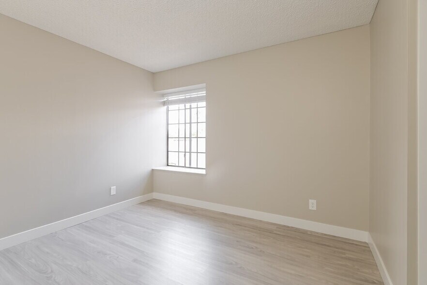 Building Photo - 149 Triberg Ct