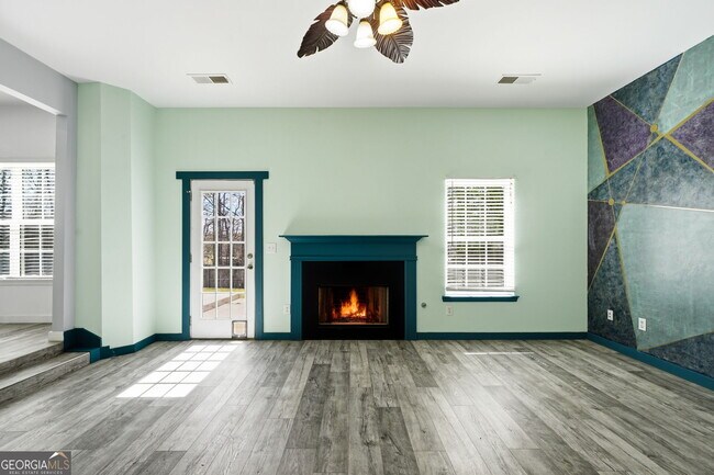 Building Photo - 1582 Ewing Farm Dr