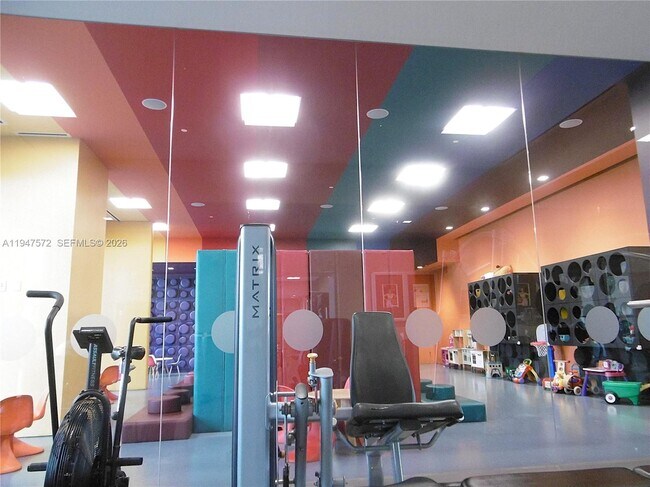 Building Photo - 68 SE 6th St