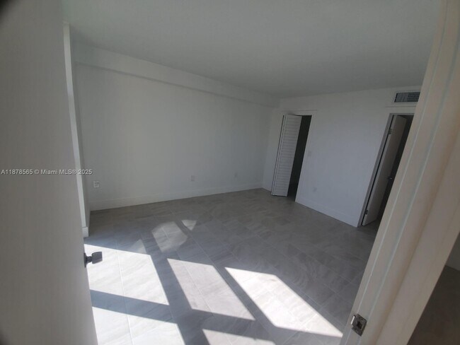 Building Photo - 11750 SW 18th St