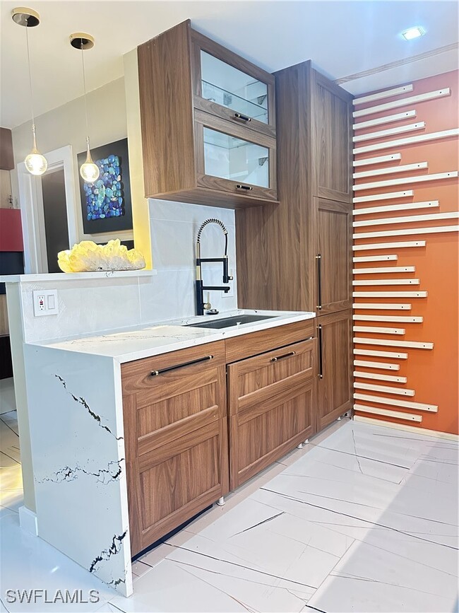 Building Photo - 1107 1st St S