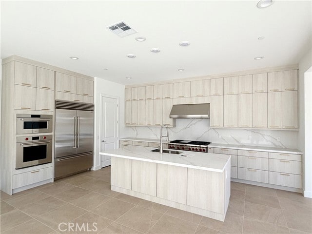 Building Photo - 101 Chapman