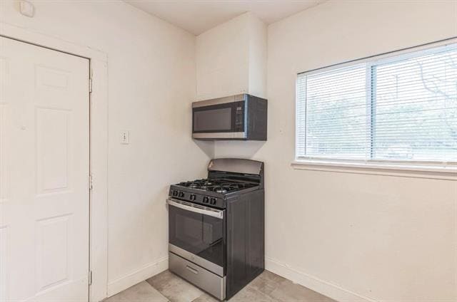 Building Photo - 508 E Gandy St