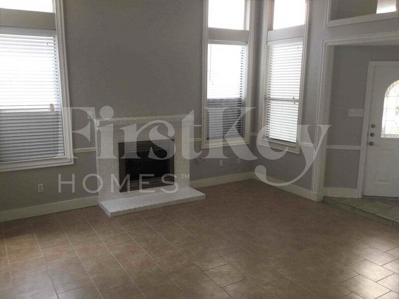 Building Photo - 5334 Riverport Dr
