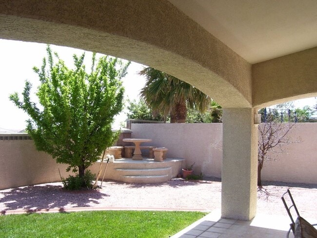 Building Photo - LACEBARK PINE