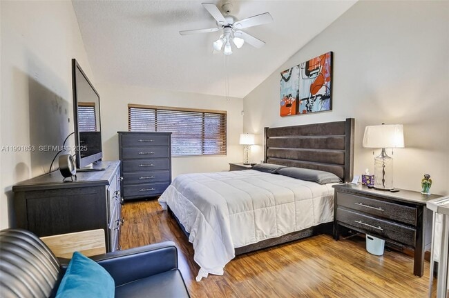 Building Photo - 1002 NW 105th Ave