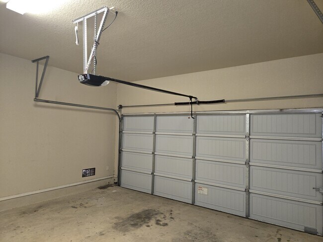 Building Photo - 217 Kaspar Way