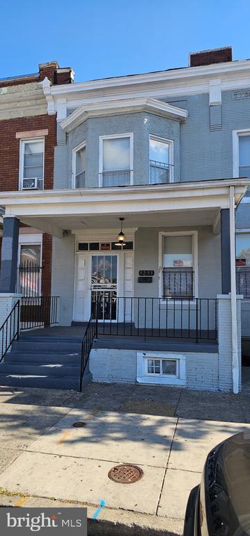 Building Photo - 1221 Poplar Grove St