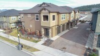 Building Photo - Liberty Lake Stonehill Luxury Condo in the...
