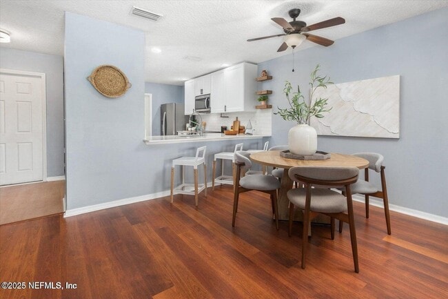 Building Photo - 429 Cabernet Pl