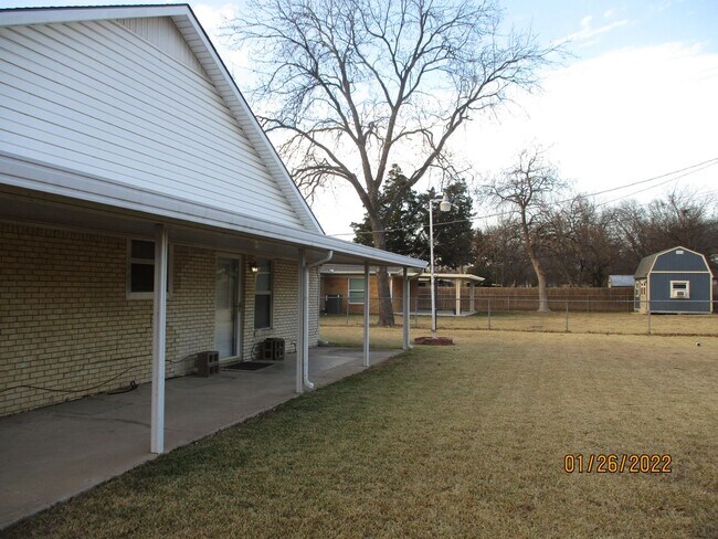 Building Photo - 4300 Mackey Dr