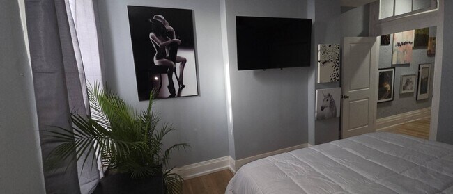 Building Photo - 414 Dayton St