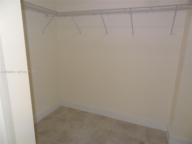 Building Photo - 4670 NW 84th Ave