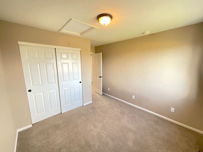 Building Photo - 6652 Maple Stone Ln