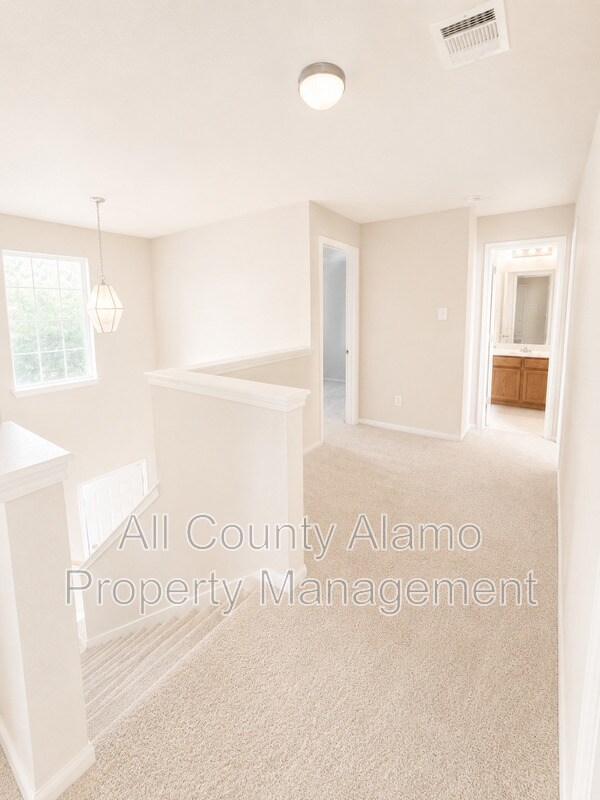Building Photo - 4919 Celtic Cor